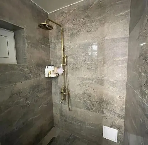 Glow - Downtown Charm Bukarest